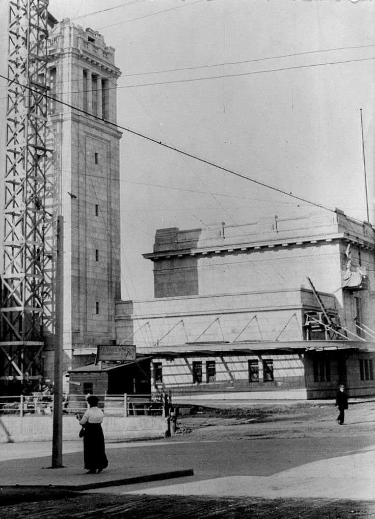 station construction